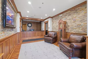 [Address not provided], Saint Charles, IL 60175 - Photo 4