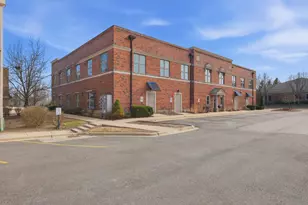 [Address not provided], Saint Charles, IL 60175 - Photo 42