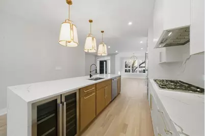 4500 N Saint Louis Avenue, Chicago, IL 60625 - Photo 4