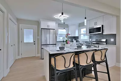 656 W Comstock Avenue, Elmhurst, IL 60126 - Photo 6