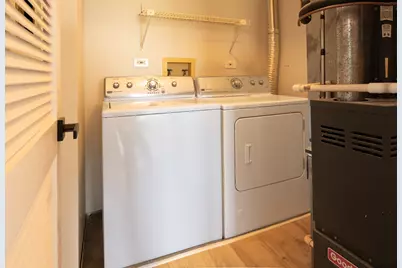 629 W Streamwood Boulevard #B, Streamwood, IL 60107 - Photo 12