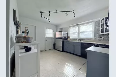 510 S Mount Prospect Road, Des Plaines, IL 60016 - Photo 16