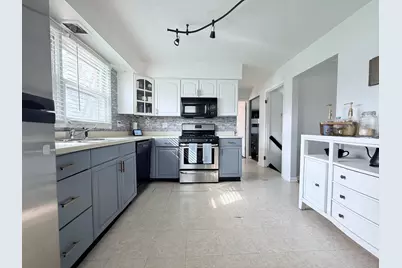 510 S Mount Prospect Road, Des Plaines, IL 60016 - Photo 14