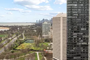 5455 N Sheridan Rd, Chicago, IL 60640 - Photo 6