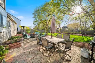 1126 Vista Dr, Gurnee, IL 60031 - Photo 40