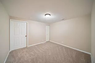 1126 Vista Dr, Gurnee, IL 60031 - Photo 38