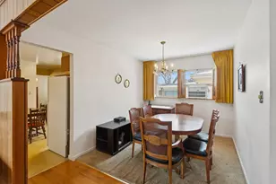 310 Harvard St, Des Plaines, IL 60016 - Photo 6