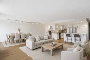 1920 N Clark St, Chicago, IL 60614 - Photo 2