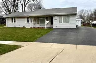 1310 Somerset Ln, Schaumburg, IL 60193 - Photo 28