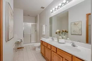 2123 Vanderbilt Dr, Geneva, IL 60134 - Photo 12