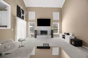 134 Timber Ct, Gilberts, IL 60136 - Photo 10