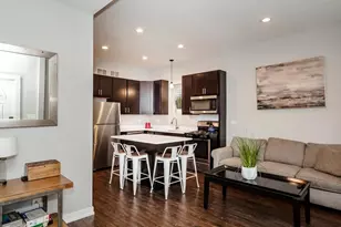 1922 N Rockwell St, Chicago, IL 60647 - Photo 6