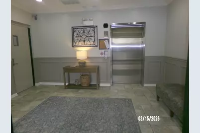 9440 S 51st Avenue #502, Oak Lawn, IL 60453 - Photo 2