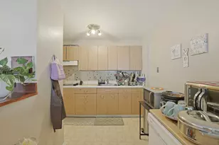 5701 N Sheridan Rd, Chicago, IL 60660 - Photo 2