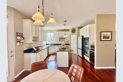 2717 Berman Road, North Aurora, IL 60542 - Photo 8