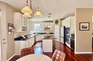 2717 Berman Rd, North Aurora, IL 60542 - Photo 8