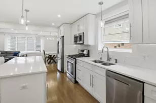318 Hibbard Rd, Wilmette, IL 60091 - Photo 6