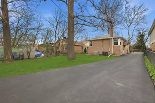 318 Hibbard Rd, Wilmette, IL 60091 - Photo 32