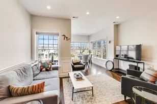 1435 W Rosemont Ave, Chicago, IL 60660 - Photo 2