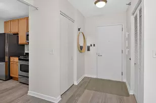 1160 S Michigan Ave, Chicago, IL 60605 - Photo 4