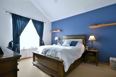 5600 Cloverdale Road, Hanover Park, IL 60133 - Photo 18