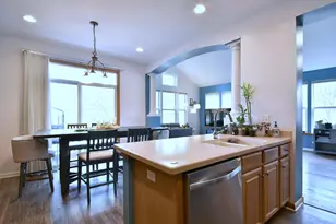 5600 Cloverdale Rd, Hanover Park, IL 60133 - Photo 8