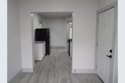 303 Stone Street #1A, Joliet, IL 60435 - Photo 2