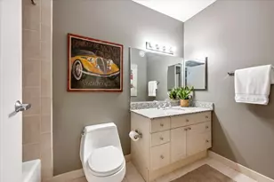 512 N McClurg Ct, Chicago, IL 60611 - Photo 18