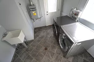 203 Valerie Ct, Glenview, IL 60025 - Photo 20