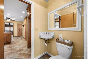 1321 Florence Dr, Sycamore, IL 60178 - Photo 16