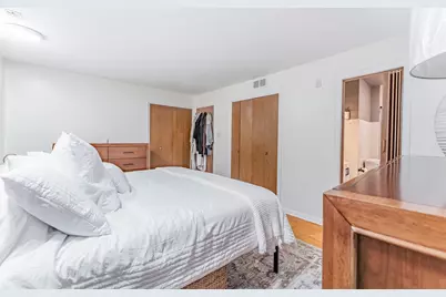 1531 N 9th Avenue, Melrose Park, IL 60160 - Photo 10