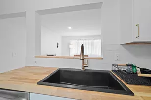 1105 Julienne Dr, Normal, IL 61761 - Photo 10