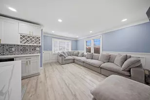 2713 Landen Dr, Melrose Park, IL 60164 - Photo 8