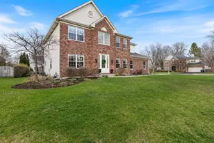 202 Mill St, Batavia, IL 60510 - Photo 2