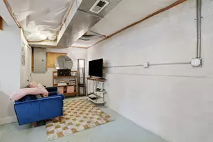 2626 W Francis Pl, Chicago, IL 60647 - Photo 18