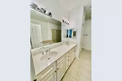 30 Beaconsfield Court #30, Lincolnshire, IL 60069 - Photo 24