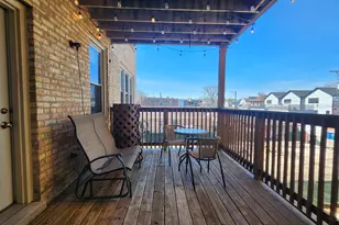 3900 W Cornelia Ave, Chicago, IL 60618 - Photo 26