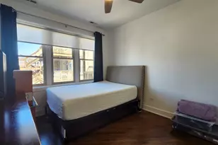 3900 W Cornelia Ave, Chicago, IL 60618 - Photo 14