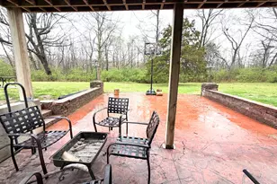 658 Deerfield Rd, Walnut Hill, IL 62893 - Photo 16