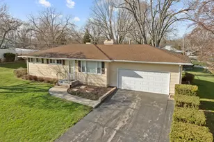 810 Revere Rd, South Elgin, IL 60177 - Photo 26