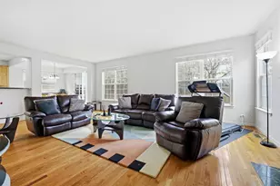 1412 Gregory Ct, Indian Creek, IL 60061 - Photo 16