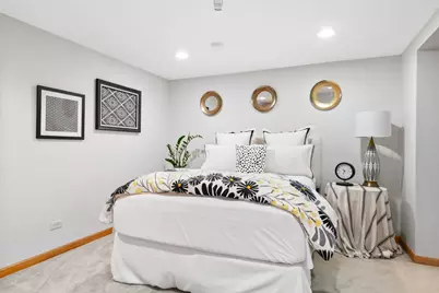 369 Hawthorne Boulevard, Glen Ellyn, IL 60137 - Photo 32