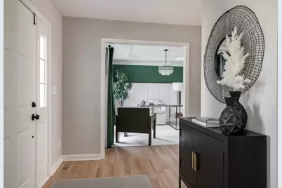 369 Hawthorne Boulevard, Glen Ellyn, IL 60137 - Photo 8