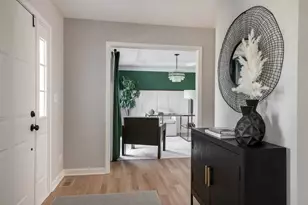 369 Hawthorne Blvd, Glen Ellyn, IL 60137 - Photo 8