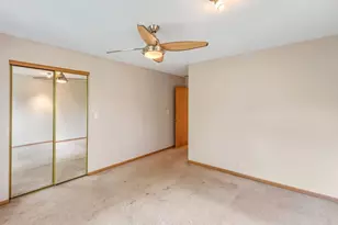 4909 Spencer Ave, Lisle, IL 60532 - Photo 18