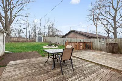 1061 Houston Avenue, Elgin, IL 60120 - Photo 16