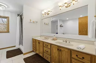 8304 Queen Victoria Ln, Tinley Park, IL 60477 - Photo 14