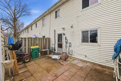 1543 McKool Avenue, Streamwood, IL 60107 - Photo 24