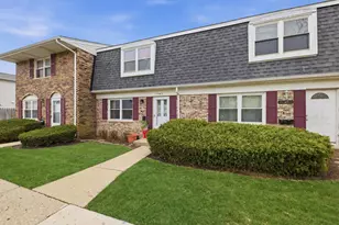 1543 McKool Ave, Streamwood, IL 60107 - Photo 2