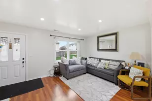 1543 McKool Ave, Streamwood, IL 60107 - Photo 6